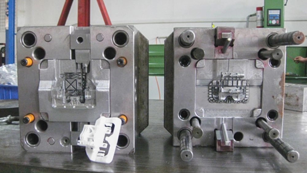 Design of plastic injection mold in Tehran Design of plastic injection mold in Tehran